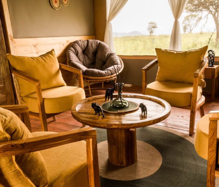 tukaone-weavers-family3-r06qkjdxeb3kqp2mvicd7jxkuxf9pqyk9bp1q7kw34